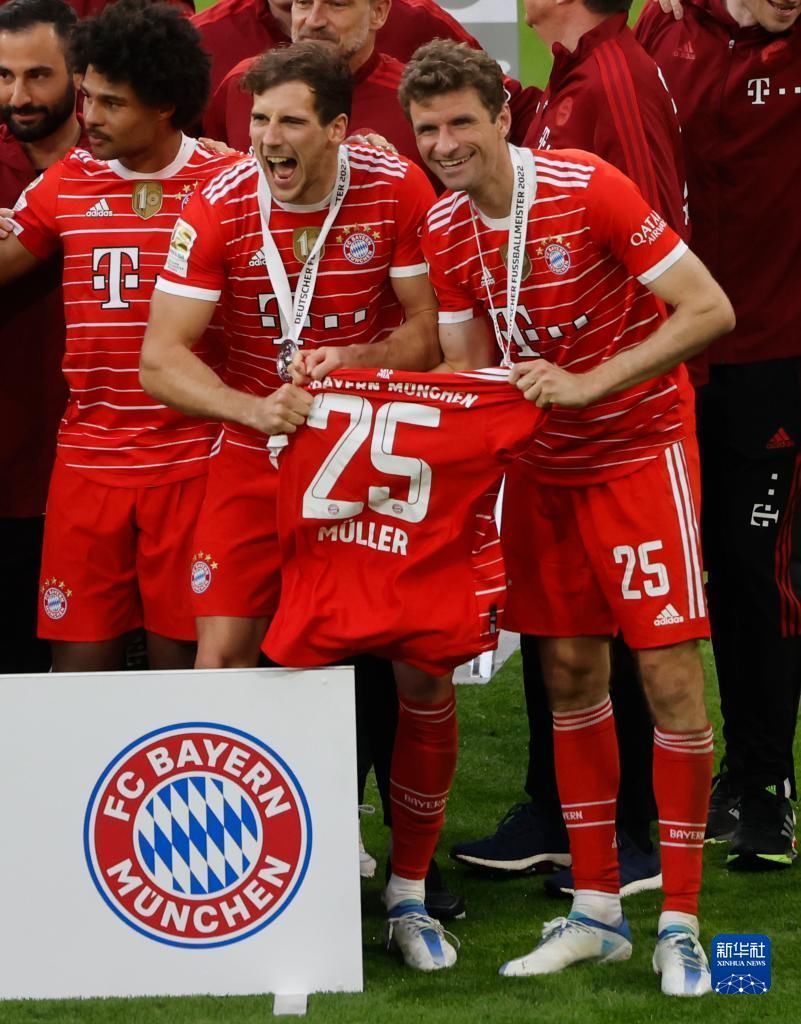 莱昂纳德 莱昂纳德